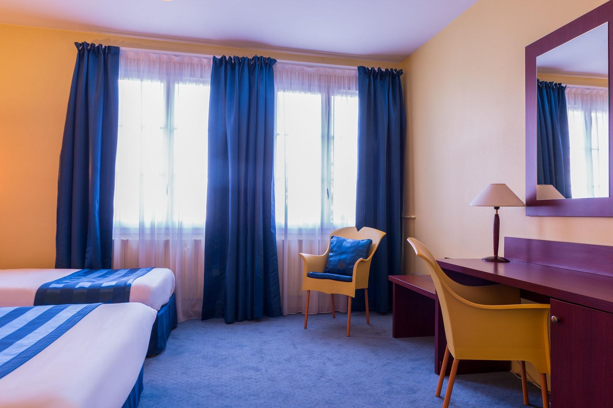 The Originals City, Hôtel Cathédrale, Lisieux (Inter-Hotel) Exterior foto