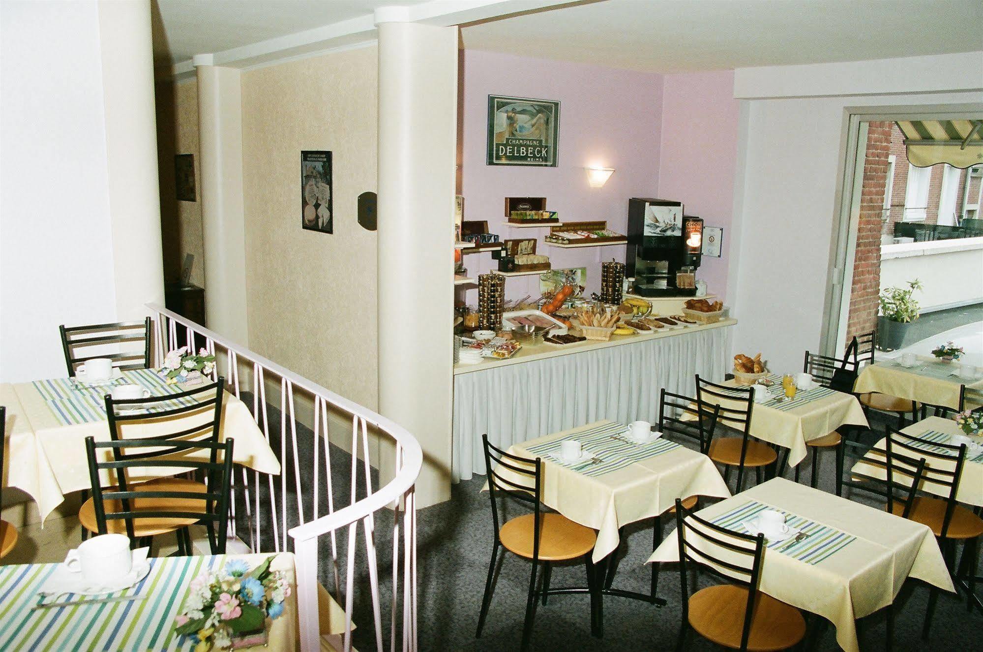 The Originals City, Hôtel Cathédrale, Lisieux (Inter-Hotel) Exterior foto